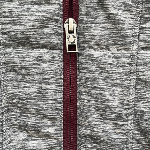 The North Face Down Vest Women’s Size Medium - Picture 5 of 7